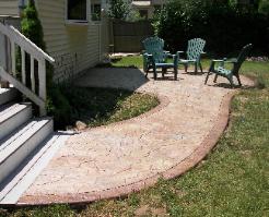 random stone patio with border